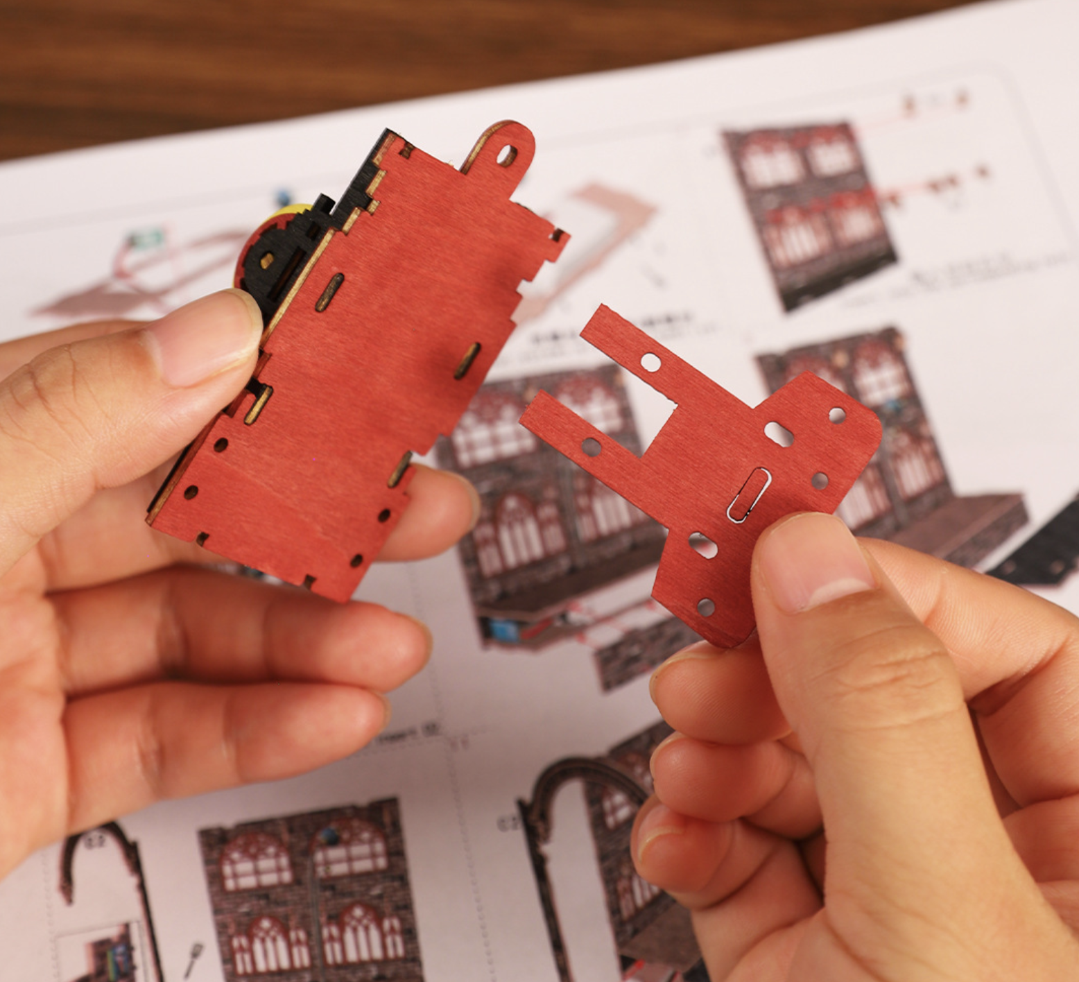 Zero Platform Diy book nook | Craftzzle